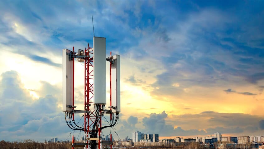 enetsky.com-UNLIMITED HIGH-SPEED SATELLITE INTERNET with no data caps or contracts
